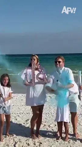 Blue the canister in the wrong direction 🔵😅 #afv #genderreveal #fail
