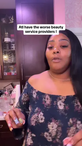 Stop letting these stylist play with you! 👏🏽Y’all I found a beauty app called Readyhubb where you can find reliable beauty professionals in your city! Plus you can read real reviews and make secure payments.  Oh and did i mention it’s black owned  Download the Readyhubb app to find and book beauty professionals near you @Readyhubb 