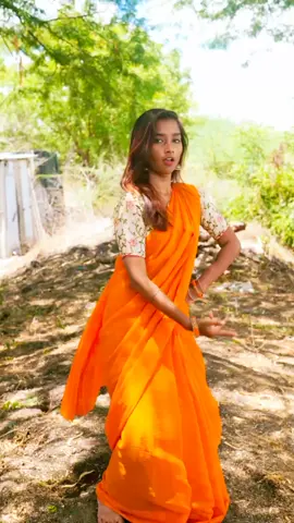 Gundu mangga thoppukulle🥭 #fypシ #fyppppppppppppppppppppppp #foryou #100kviews #tamilsong #tamiponnu #sareelove 