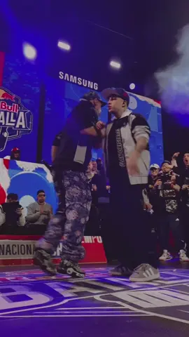 batallónnn de #Teorema y #ElMenor en #RedBullBatalla Chile 2024 🦇 menor campeónnnn