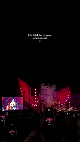 Sudah adakah yang gantikanku ? #bernadya #ndxaka #dcf2024 #liriklagu #sadstory #sadsongss #fypシ゚viral 
