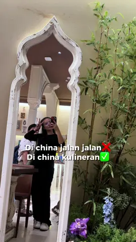 enak-enak banget jujur🥹🤍 #JalanJalanMarsha #MarshaGoestoChina #explorechina #food #kulinertiktok 