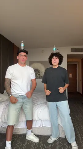 @BORREGO tiene movimientos🫣 hahahaha que gusto conocerte amigo!