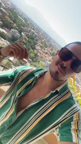 Cuando llega el hombre que te dice: 