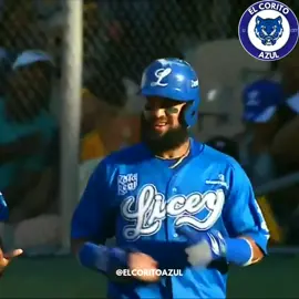 ¿ESTÁN LISTOS, CHICOS? 👨🏾‍✈️🫡 ¡Con ustedes, El Capitán Azul, Emilio Bonifacio, y sus mejores momentos con el Licey! 🔥😎‼️ #ElCoritoAzul #ElGlorioso #PorLa25 