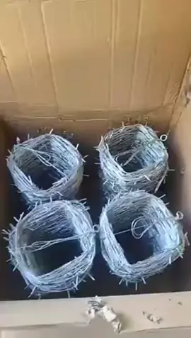 #ลวดหนามชุบกัลวาไนซ์ ยาว 120 เมตร ลวดเบอร์ #14 ล้อมรั้ว ชุบร้อน สีเงิน (ไม่เป็นสนิม) ลวดหนาม้อมสวน แหลมคม แข็งแรง ทนทาน 