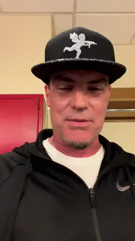 I think Rob Snyder might be the funniest friend I have. #SmilesAreContagious. 