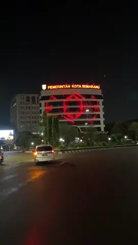 Misi pendidikan udh selesai, alasan apa lg buat ke kota ini ? ☹️ #semarang #kotalamasemarang #simpanglimasemarang 