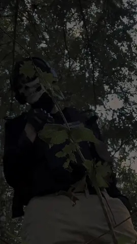 Ah. Found you. #miloilo #maskedmen #foryoupage #masktok #ghostcosplay #maskedman #cosplayer #cod #foryou #MDNI #callofduty #ghostcodmw2 #pov #povstories #BookTok #cosplayer #cosplay #forest #callofdutywarzone 