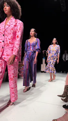 BCEFW SS25 🤍 #bcefw #fashion #fashiontiktok #tomcsanyi #romani #fashionweek #budapest #budapesthungary #fashionshow #autumn #budapestcentraleuropeanfashionweek 