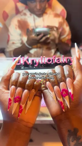 i tried to do short nails and i couldnt fall thru with it 😭 #nails #nailsart #nailsoftiktok 
