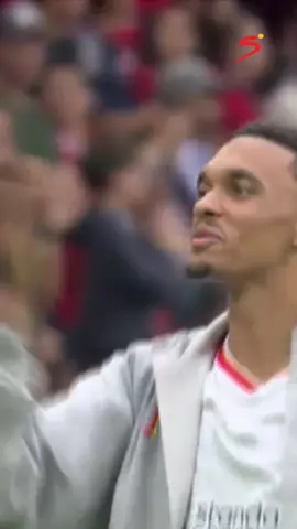 How many times did Liverpool score at Old Trafford? Trent: 3️⃣😘 #PremierLeague #liverpool #manchesterunited #sportsontiktok 
