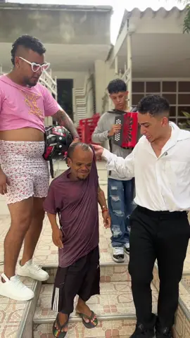 El hijo de alfredo🤣 #viral #humor #alfredoredes 