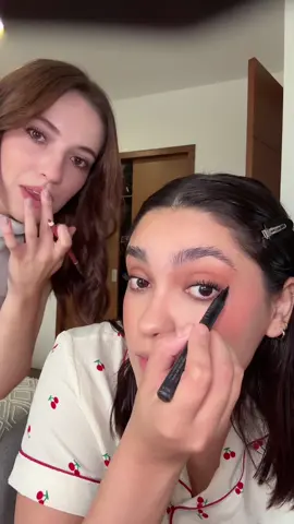 les presento a a susodicha cumpleañera jjajaja #grwm #fyp #parati #makeup #dinner 