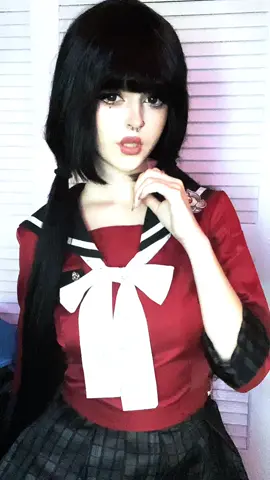 Its so hot im gonna combust #makiharukawa #makiharukawacosplay #makicosplay #makidanganronpa #danganronpa #danganronpacosplay #cosplay #killingharmony 