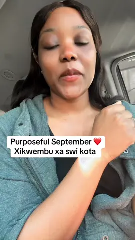 🥰#xinyikiwa_cakes #cakes #demure #ahivonisaneni #cakedecorating 