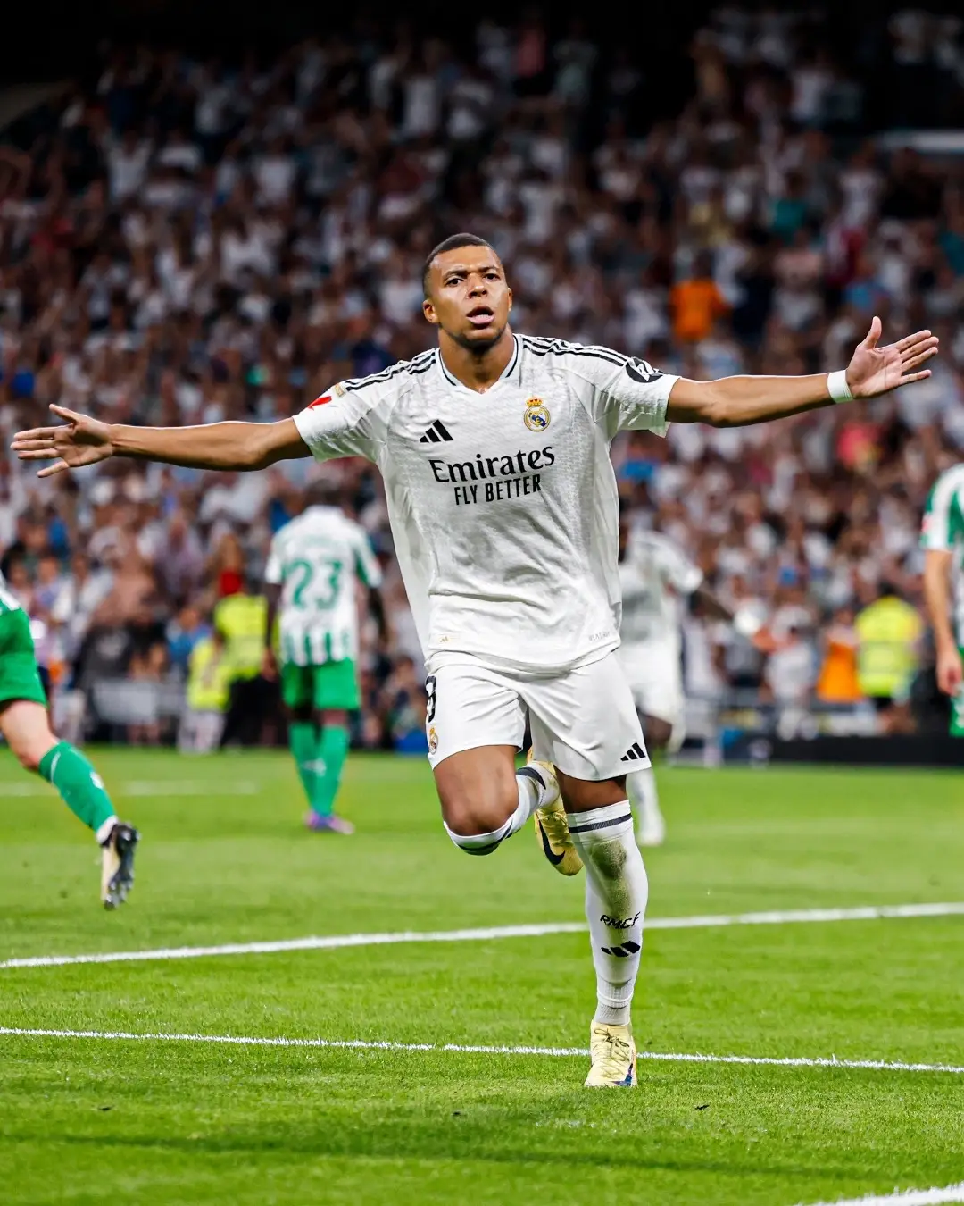 ⚽️⚽️ Mbappé brace. 