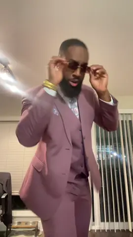 Round of applause for the rose pink suit #fypシ #iamdono 