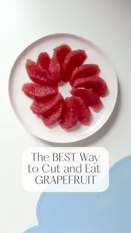 How to eat grapefruit. How to cut a grapefruit. Grapefruit and honey. #howtocutagrapefruit #howtoeatagrapefruit #grapefruit #fruitsurgery #citrus #grapefruitandhoney #asmr #asmefood #fruitsalad #healthysnacks #fruitplatter #grapefruithack #creatorsearchinsights @ZWILLING USA 