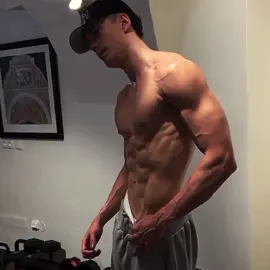 era só eu e ele dentro do bueiro 🙈 #billskarsgård #billskarsgard #billskarsgardedits #fyp #fy #edit 