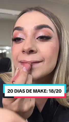 Parte 18 | NÃO APLIQUE BATOM ASSIM ❌❌  dicasdebeleza #dicamake #truquesdemaquiagem #maquiagem 