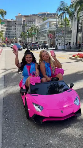 We finally got our dream car #lamborghini 🏎️ porfin compramos el carro de nuestros sueños @parishilton #BadBitchAcademy  OMG !! We can’t wait for the complete #Infinitelcon album on September 6th!  Thank you @sylwiabomba & @ewamrozowska.makeup for the inspo  #parishilton #BBA #thatshot #beverlyhills #california #rodeodrive #pinklamborghini #pinkcar #losangeles #Lifestyle #luxurylifestyle #luxurycar #minilambo #toycar #exoticcars #cargoals #hurtadosisters #orangecounty #sliving #lovesit 
