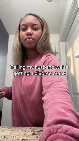 This did not go how I expected it to go😅 #thelammersfamily #fyp #prank #husbandwife 