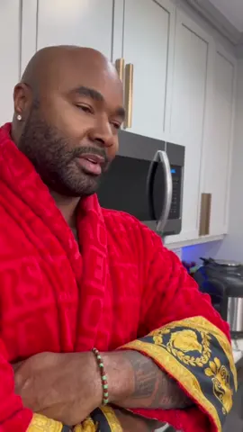 Rafi tells Mike that he thinks Grandma got dementia 