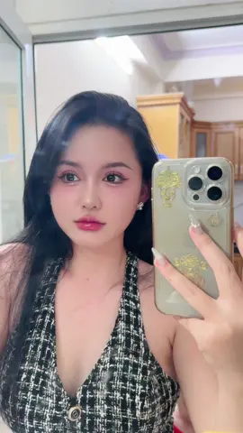 team ở nhà 2/9 đâu ạaa #dạymakeuponline #makeup #makeuptutorial #sứcmạnhcủamakeup #goclamdep #xuhuong 