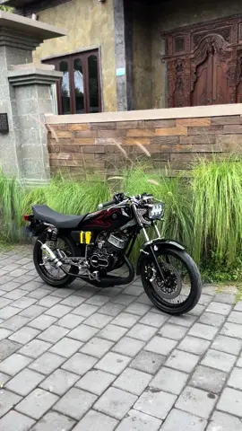 Kasi paham dulu tetangga😬 #fyp #blackskin #rxkingbali #2takmenolakpunah #virall #viralrxking #twostroke #smrrepsol #2taklovers #fypシ 