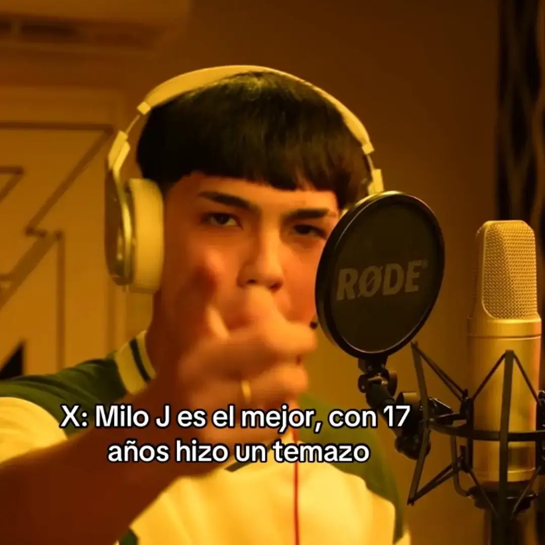 Lil Mosey escribió Pull Up, explotó y le abrió varias puertas con solo ese tema, no conforme con eso lanzó Noticed y Kamikaze meses después siendo de sus temas más exitosos, son temas en solitario con más de 200 millones de reproducciones solamente en Spotify