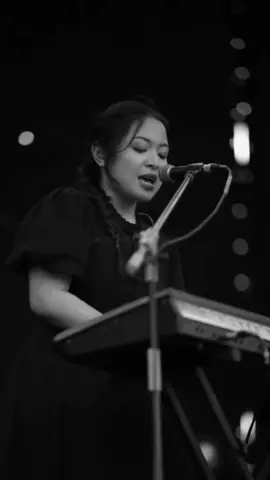 Sudah adakah gantikan ku? • 🎶Satu Bulan || @bernadyaribka • 𝙎𝙪𝙥𝙥𝙤𝙧𝙩 & 𝙁𝙤𝙡𝙡𝙤𝙬 _ @zona_musik42 _____________________________ #bernadya #satubulan #untungnyahidupharustetapberjalan #liriklagu #ahmaddhani #viraltiktok #indie #musikindie #indiemusic #trending #musik #musikhits #hitsmusik #musikhits #lagubaper #musicvideo #trending #viralmusic #MusikIndonesia #lirikvideo #instamusic #rockindonesia