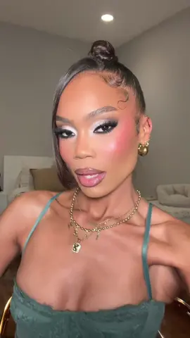 can i get commotion for the glam🤨👏🏽 #makeup #mua #viralmakeup #makeuptransformation 