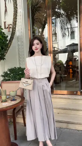 Mặc gì cho sang như tiểu thư tài phiệt 👉 #melyfashion #phoidoxinh #chanvayxinh #chanvayxoe #chanvayxeply #aoluasangchanh 