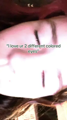 It looks like I have two different color eyes.?!! I need somebody to confirm