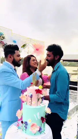 පවුලේ ලඟම අය එක්ක සතුට බෙදාගත් හැටි... 🥰@Kasun Mahendra Heenatigala 