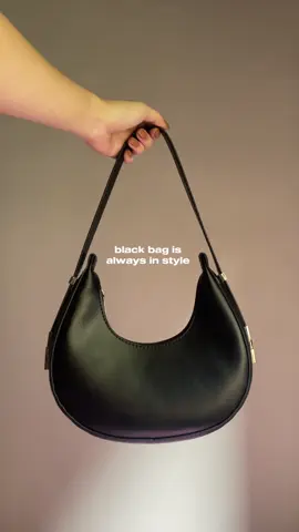 black bag >> #moonbag #kilikilibag #blackbag 