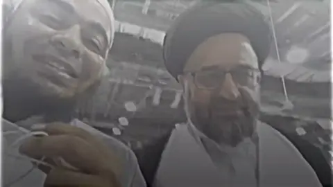 ههههههههههه#muslim #islam #explore #fypシ゚viral #foryoupage #fypシ #foryou #fyp #الشيخ_رامي_عيسى 