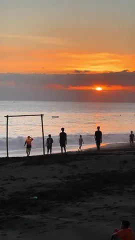 Jingga senja🌅#sunset #soundviral #fypシ #like #endenesia #tempatsantai 