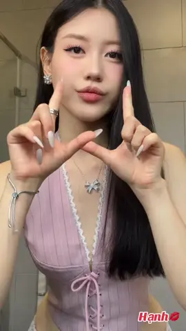 Đùa tí vui🤭😂🤣#viral #fyp #thinhhanh #xuhuong #hottrend #hottiktok #nhacremix #dance #giaitritiktok #capcutmaster #gaixinh #remixchallenge #gaixinhnhay #hotdance #nhachaymoingay #gaixinhtiktok #hotvideo  @Hạnh💋  @Hạnh💋  @Hạnh💋 