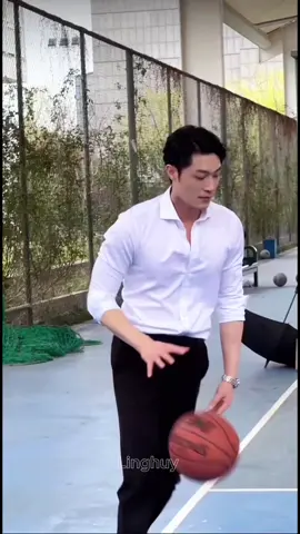 🫢#ceo #daddy #handsome #chineseboy #douyin #douyin抖音 #viral #fyp 