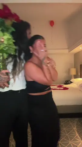 BYE 😭😭😭😭😭😭😭😭 @Pili the love in every lifetime i exist in 