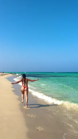 in my element 🧜‍♀️🌊💙 #pisces 