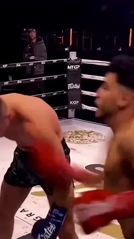 Sonido tipicos en una pelea 😂😂😂#humor #Meme #memes #memesdaily #UFC #risas #mma #mmamemes #mmafunny #funnymemes 