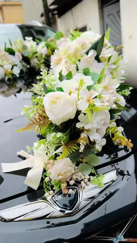 Déco Véhicule des mariés 🥰👰🤵‍♂️ #deco #decoration #wedding #abidjan225🇨🇮 #cotedivoire🇨🇮 #decodevoiture #foryou #viral 