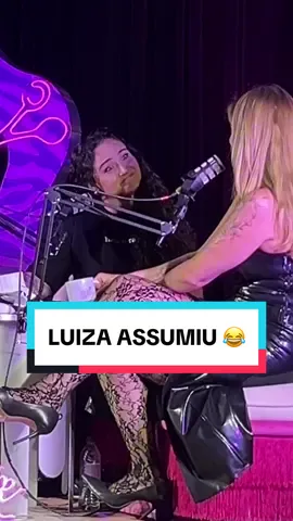 Terça-feira tem episódio novo do @Tesouraria Podcast e tá muito engraçado kkkkkkk #foryou #sapatao #namoradas🌈 #viral #humor #fy #podcast #marcelamcgowan #luizamartins #cortes 