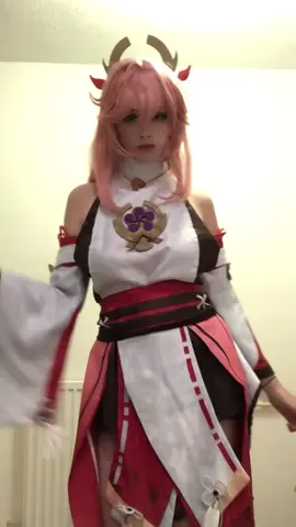 🦊🍡 #yaemiko#miko#yaemikocosplay#yae#yaecosplay#genshin#GenshinImpact#cosplay  
