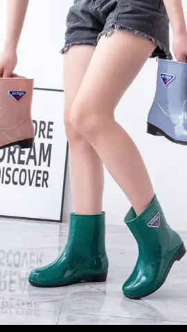 women rain boots #rainboots #boots #womensboots #bota #botas #mensboots #rubberboots 