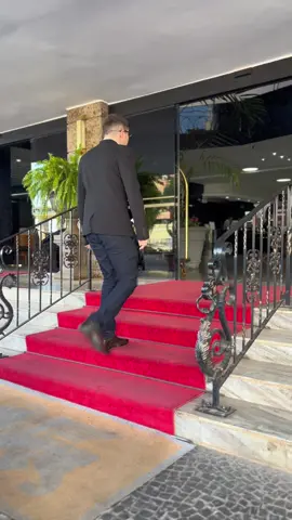 Obrigado, @Ministério da Saúde! Foi uma honra poder compartilhar minha experiência com todos presentes e dividir a banca com os maravilhosos @Emer Conatus, @Raul Nunnes e @João Geraldo Netto  É muito bom ver esse esforço para reunir pessoas com diferentes experiências PARA PROMOVER SAÚDE! Sempre vou bater na tecla que a prevenção é o melhor caminho. Valeu demais! 🫶🏼 Ricardo Kores Médico Infectologista CRM SP 176104 l RQE 94561 CRM MG 68924 l RQE 58891 #brasilia #saude 