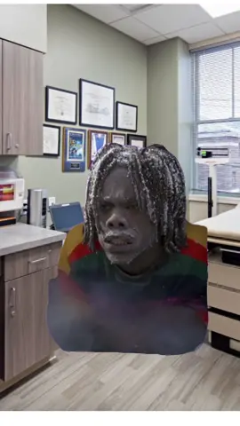 #MemeCut this is me every day at work #medicaltiktok #medicalassistant #freezingatwork #Meme #MemeCut 